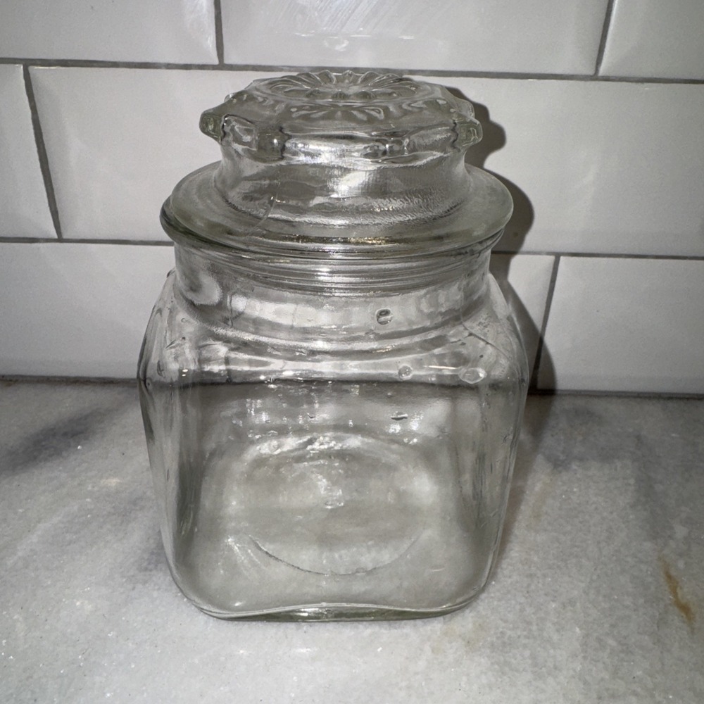 Anchor Hocking 6‎ 1/2" Apothecary Square Storage Jar clear Glass With lid GW003